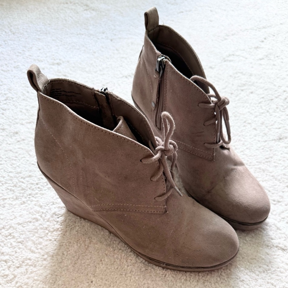 Target - Suede Wedges - Picture 3 of 4